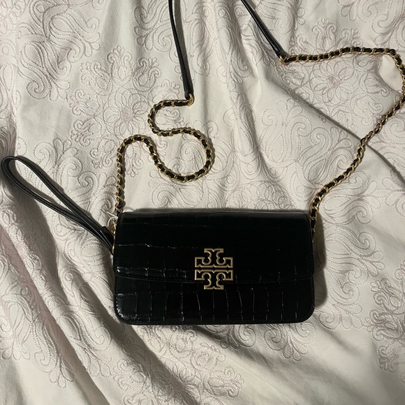 NWT Tory Burch Britten Embossed Croc Leather Chain Wallet With